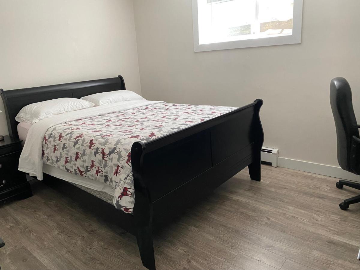 Jane'S Cozy Suite Суррей Экстерьер фото
