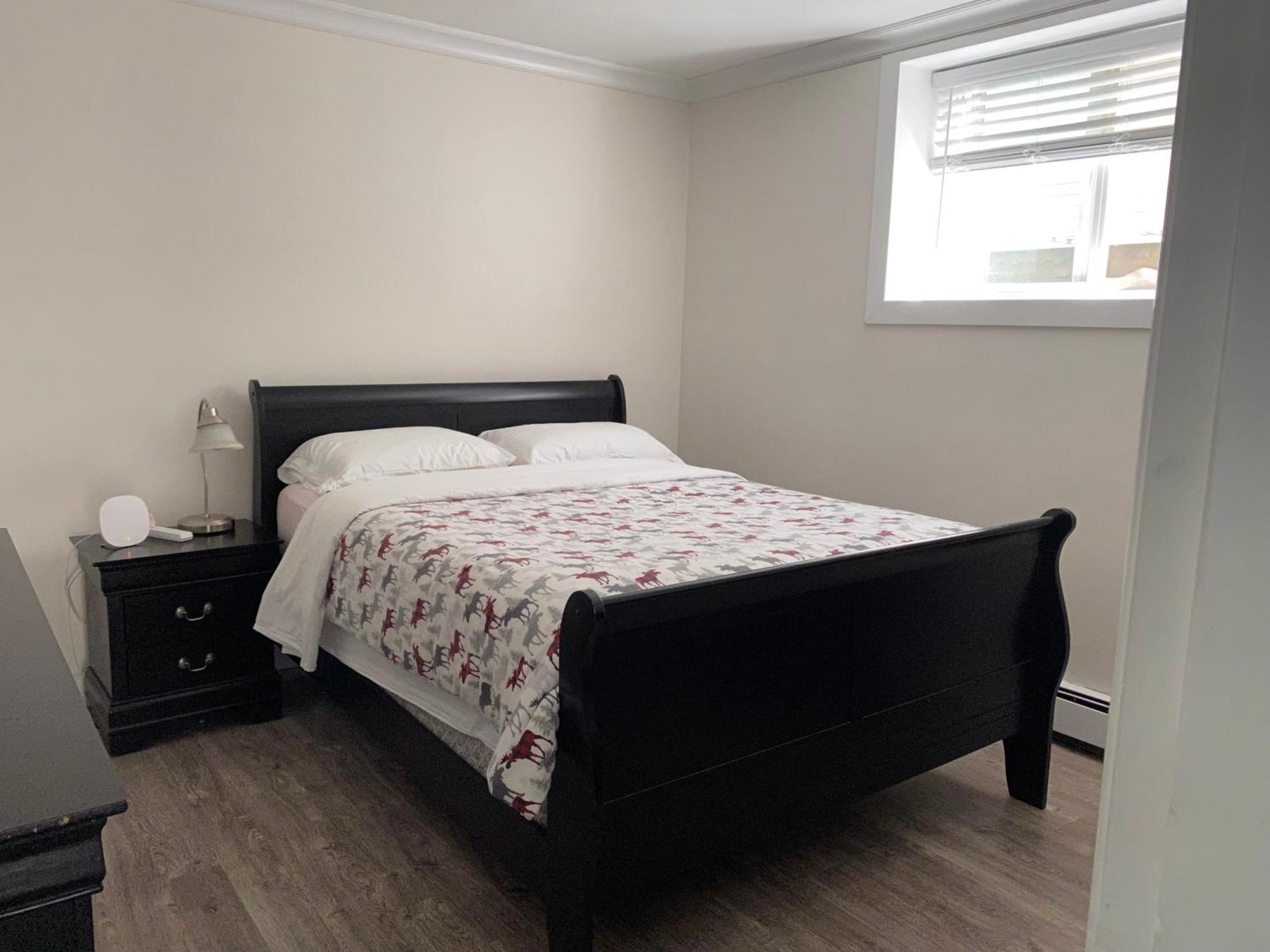 Jane'S Cozy Suite Суррей Экстерьер фото